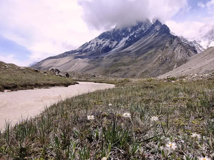 Gaumukh–Tapovan trek