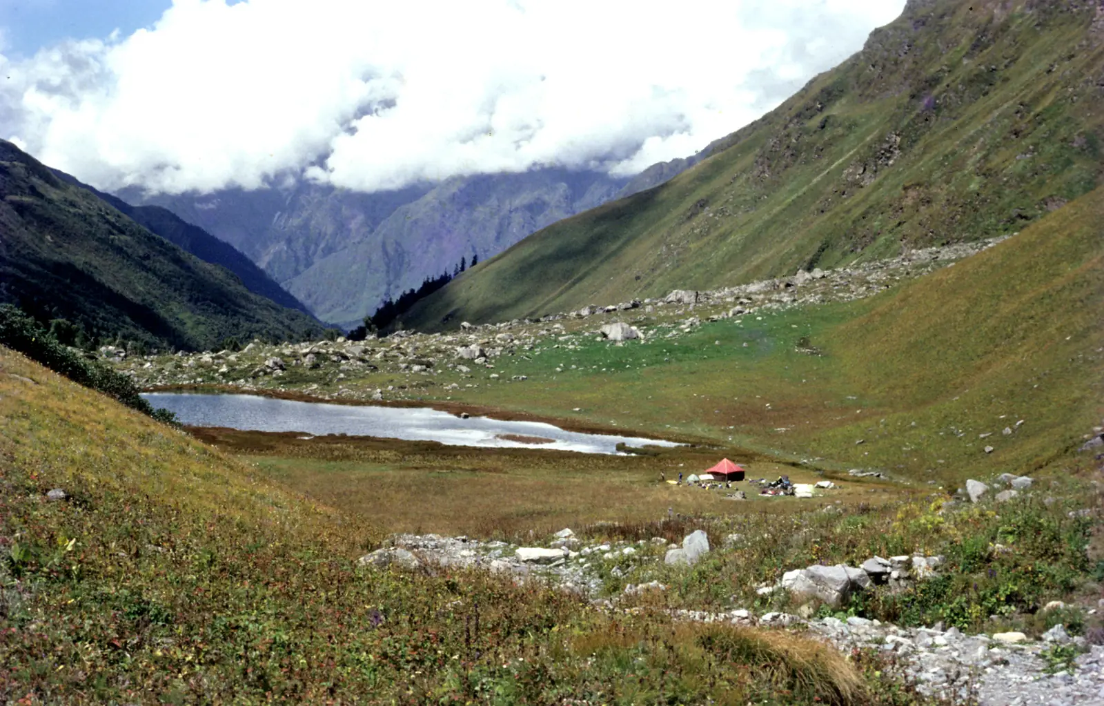 Bali Pass — Ruinsara tal,Dhumdhar kandi pass 1991
